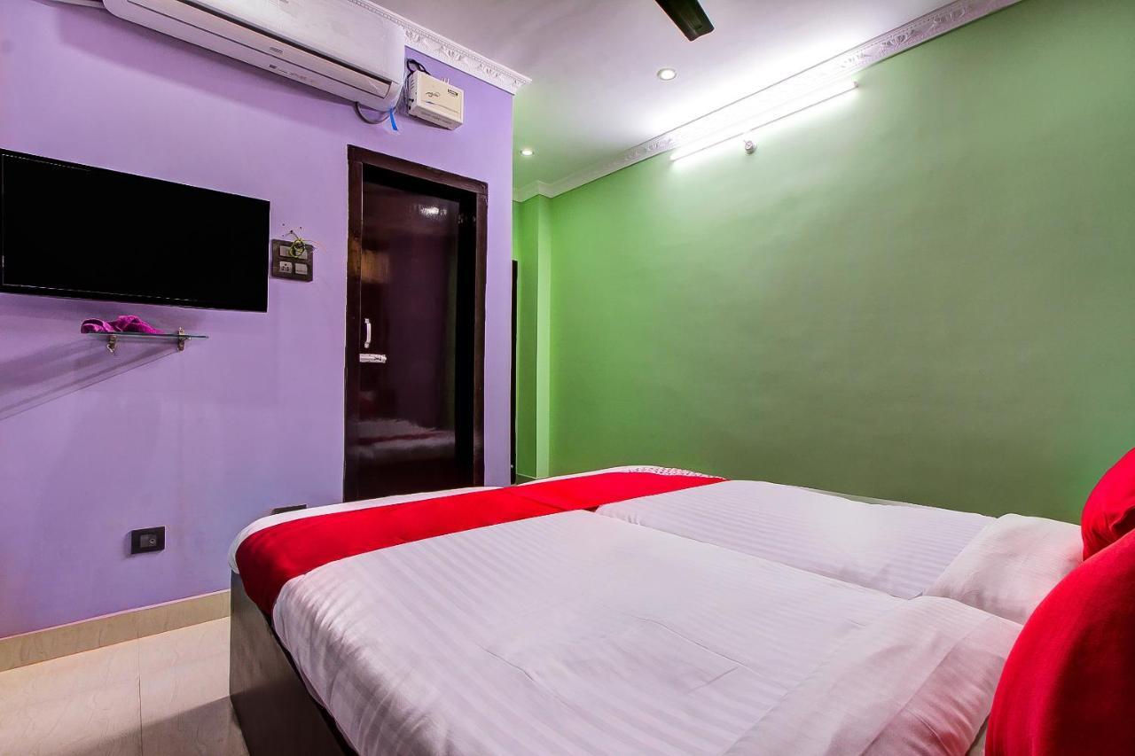 Oyo 13927 Green View Guest House Dispur Exterior foto